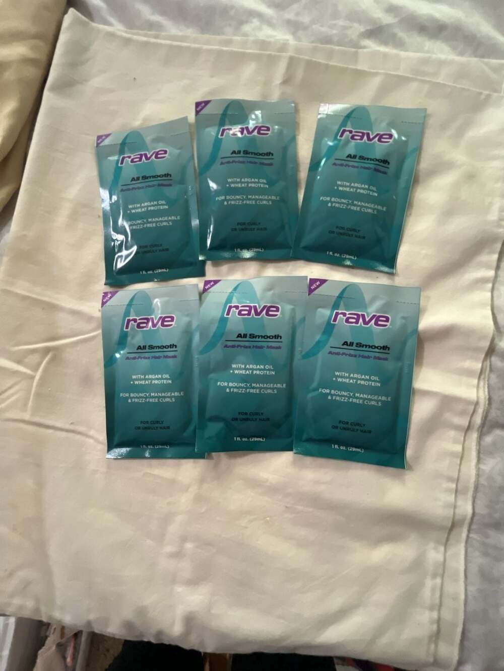 Rave All Smooth Anti-Frizz Hair Mask 1 fl oz (6 Count)